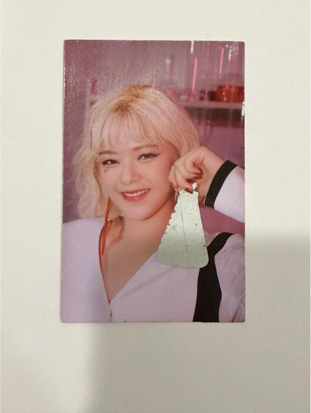 Twice Jeongyeon FORMULA OF LOVE Scratch Photocard